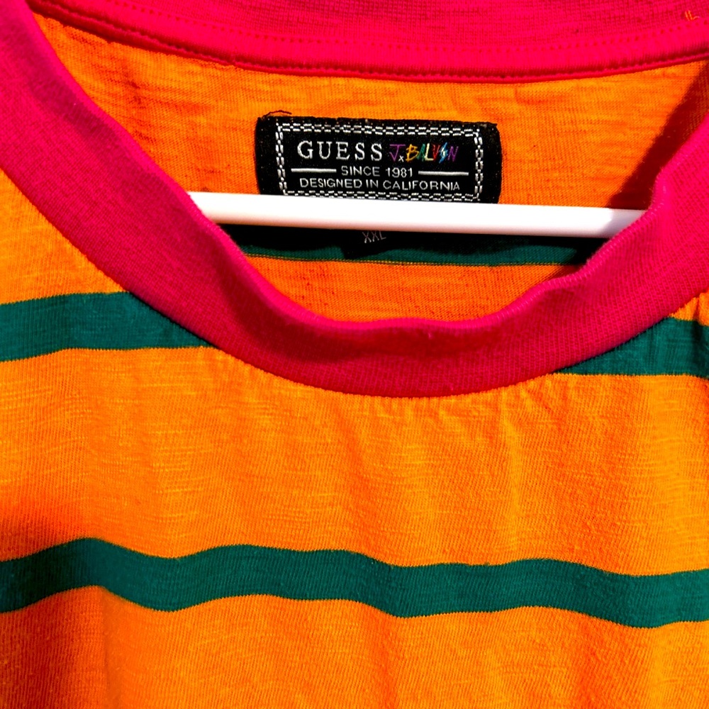 Guess - Picture 2 of 4